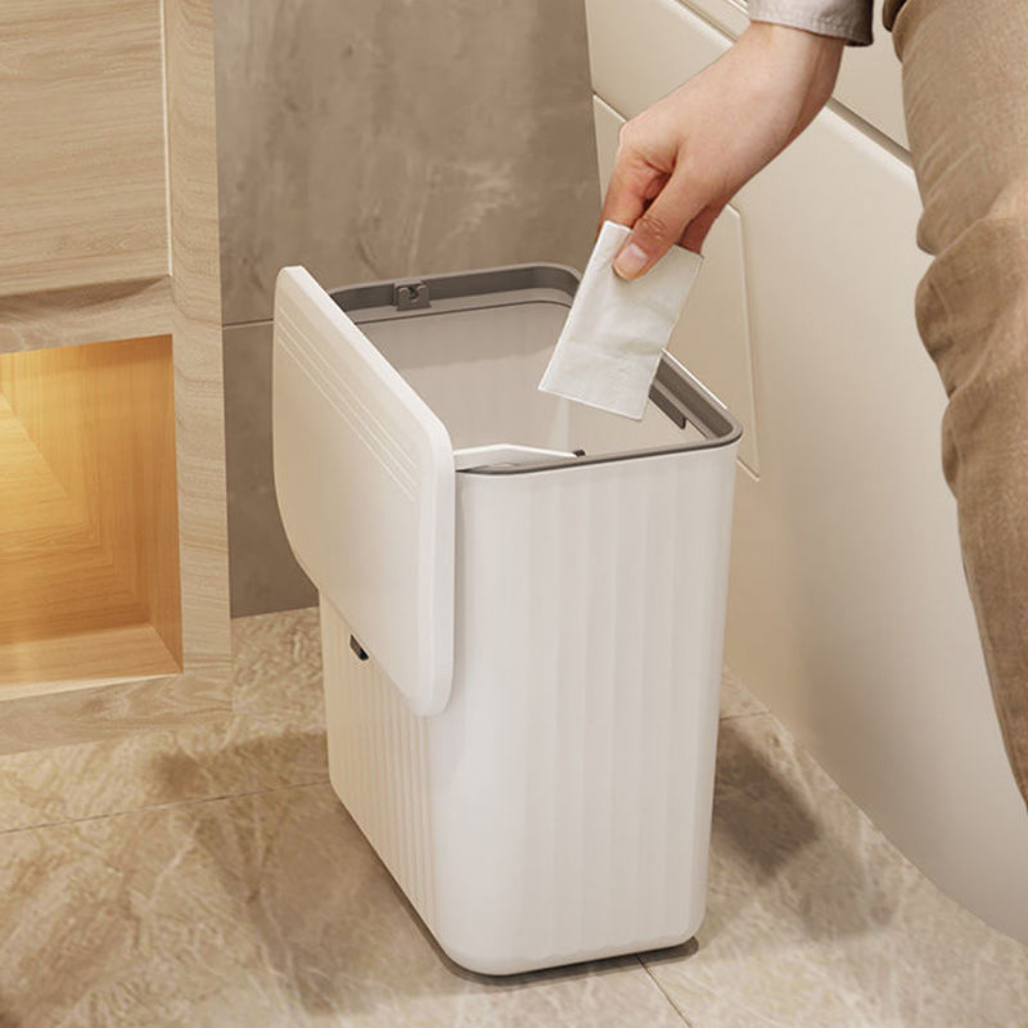 Hanging Kitchen Trash Can with Lid